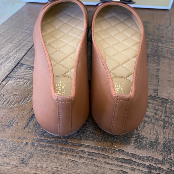 New Only 1‼️ Michael Kors Erica Ballet size 8 - Picture 6 of 10